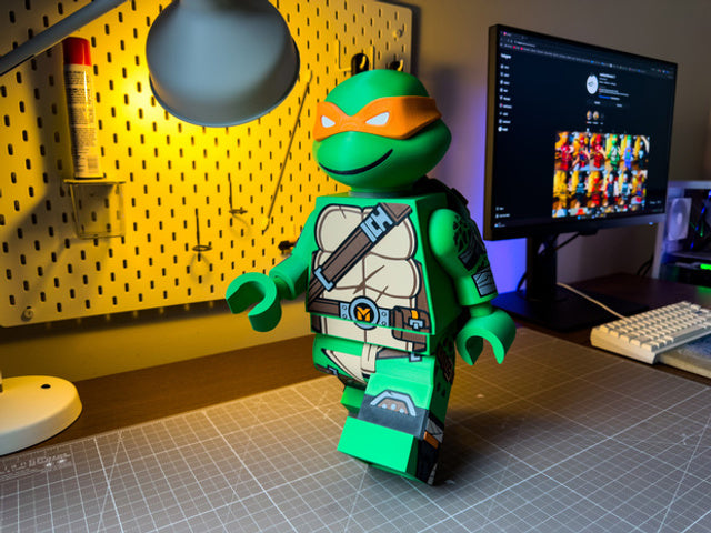 10X Scale Articulating Building Brick Minifigure – Fully Posable &amp; Interchangeable (Read ALL Description)